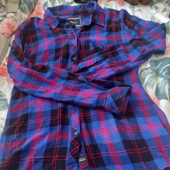 RAILS - Picture 2 of 10